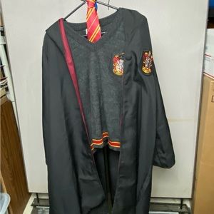 Harry Potter 4 pc Halloween costume-Cape sweater Tie glasses Child Unisex Large